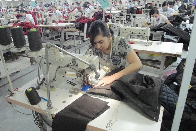 Việt Nam mất 54 năm nữa để đuổi kịp năng suất lao động Thái Lan