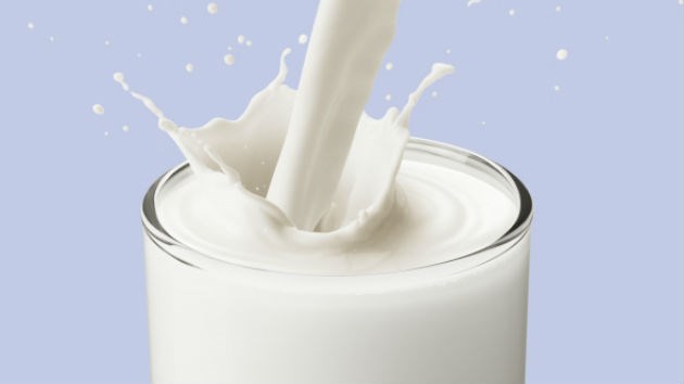 3 nguyên nhân khiến giá sữa toàn cầu giảm đến 2/3