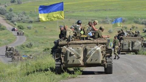 Ukraine chuẩn bị tấn công Donbass: “Canh bạc tất tay”?