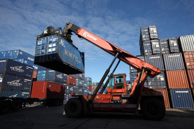 Xuất khẩu Hàn Quốc giảm sốc - Điềm xấu cho thương mại toàn cầu